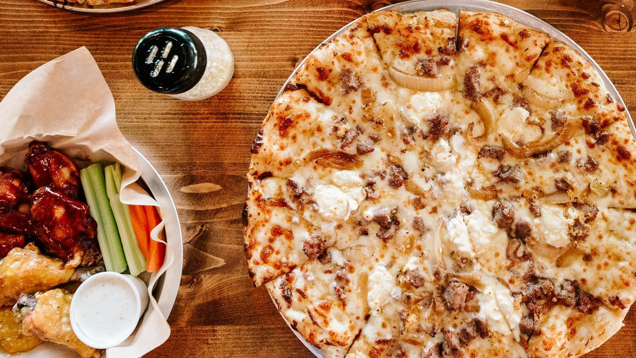 Uncle Bob's Pizza 1728 E McMillan Rd #110
