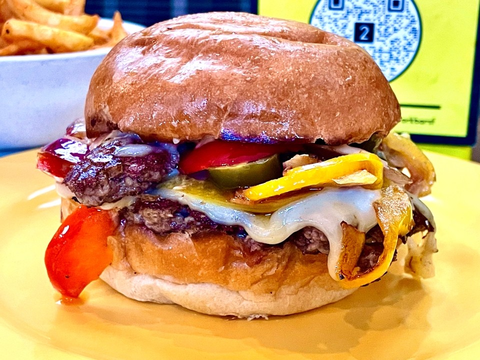 PHILLY JALAPEÑO BURGER
