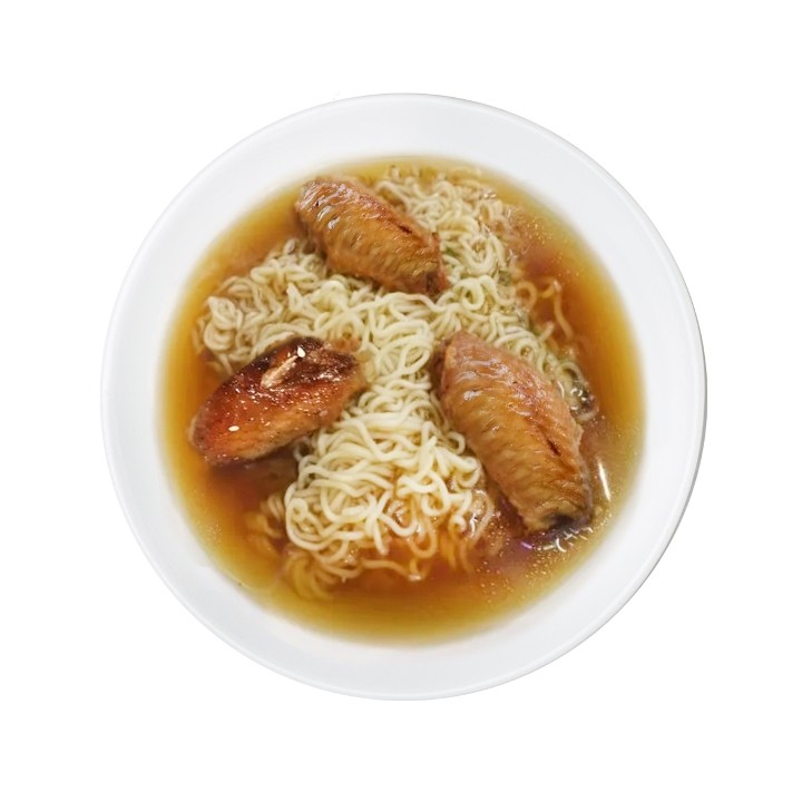 Instant Noodles with Fried Chicken Wing