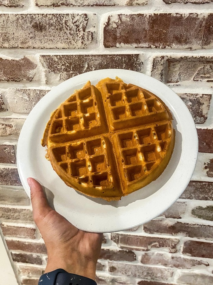 Waffle & eggs