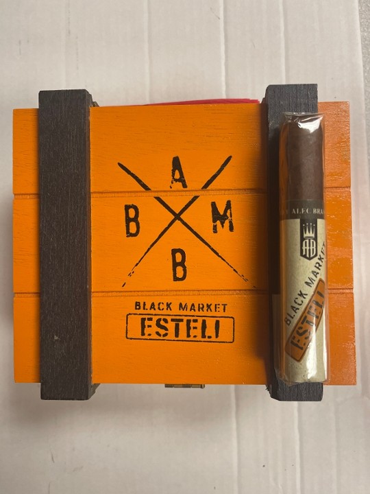 Black Market Esteli Robusto (24)