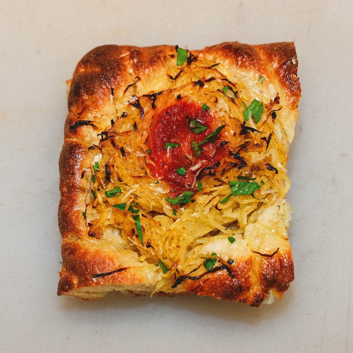 SPAGHETTI SQUASH FOCACCIA