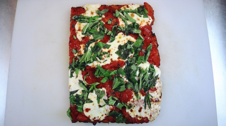GLUTEN FREE - HALF San Marzano Tomato & Fresh Mozzarella