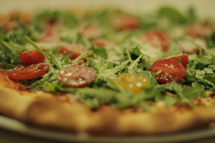 Pizza Crudo e Rucola