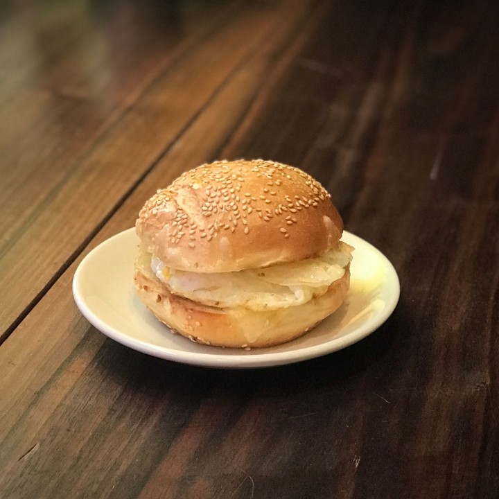 Classic Egg & Cheese Sandwich