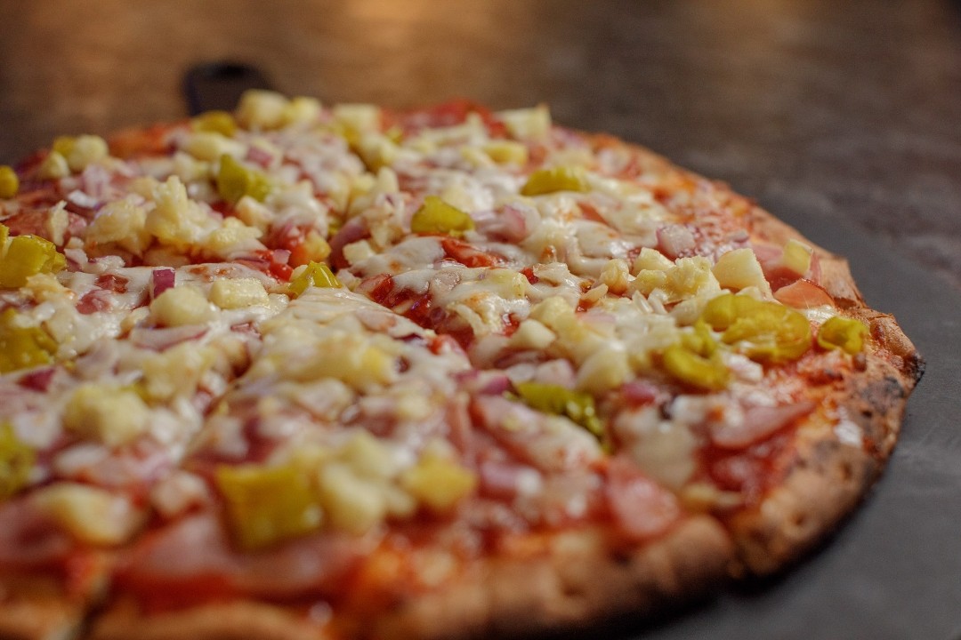 Sam's Cellar Bar & Oven