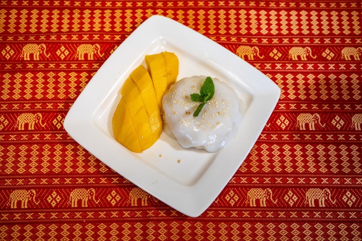 Mango  with Coconut Sticky Rice