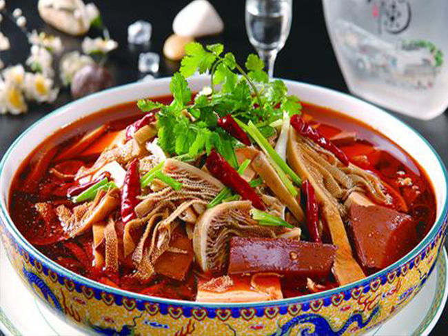 毛血旺🌶️Mao Xue Wang （Pork Blood, Spam, Tripe in Spicy Soup)