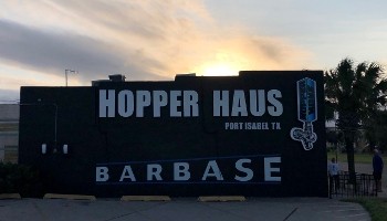 Hopper Haus 418 E Queen Isabella Blvd