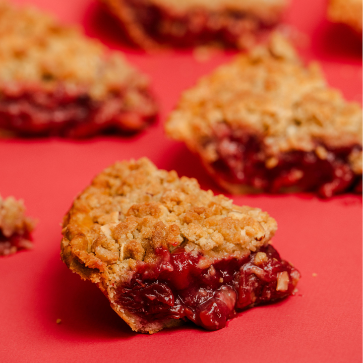 Cherry Crumble (V) - Slice