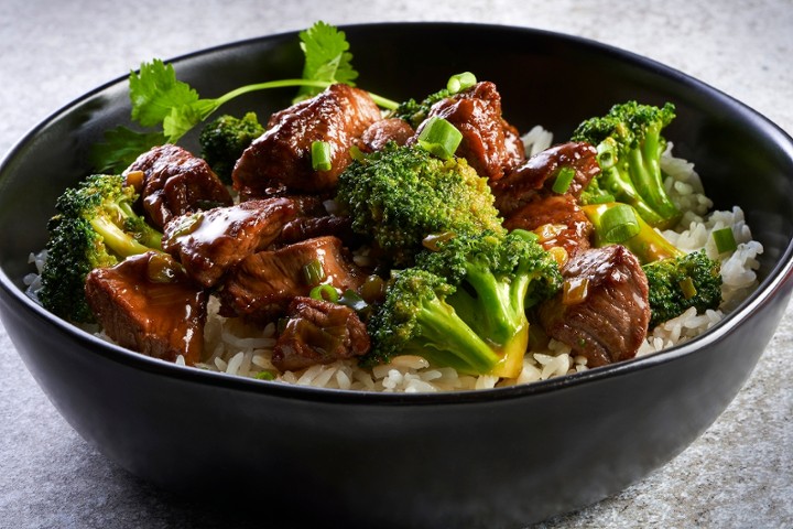 Beef and Broccoli with Steamed Rice