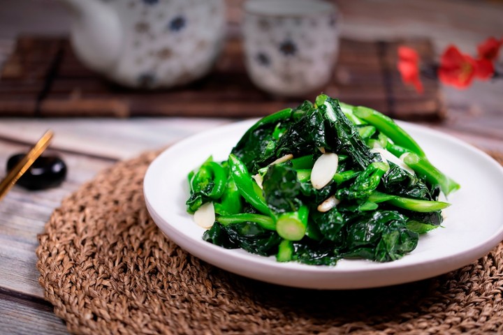 Sauteed Chinese Broccoli