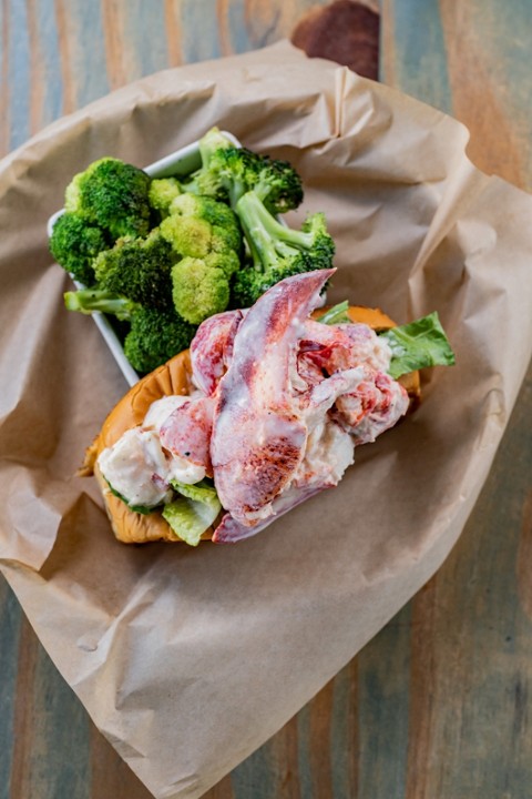 Classic Lobster Roll