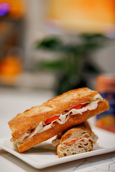 Turkey & Provolone French Baguette