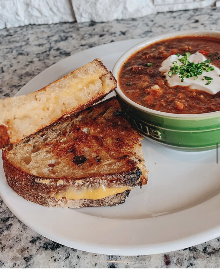 Chili And Grilled Cheese