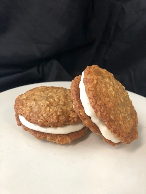 Oatmeal Creme Pie