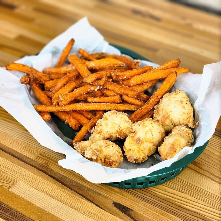 Kid's Boneless Wings & Fries