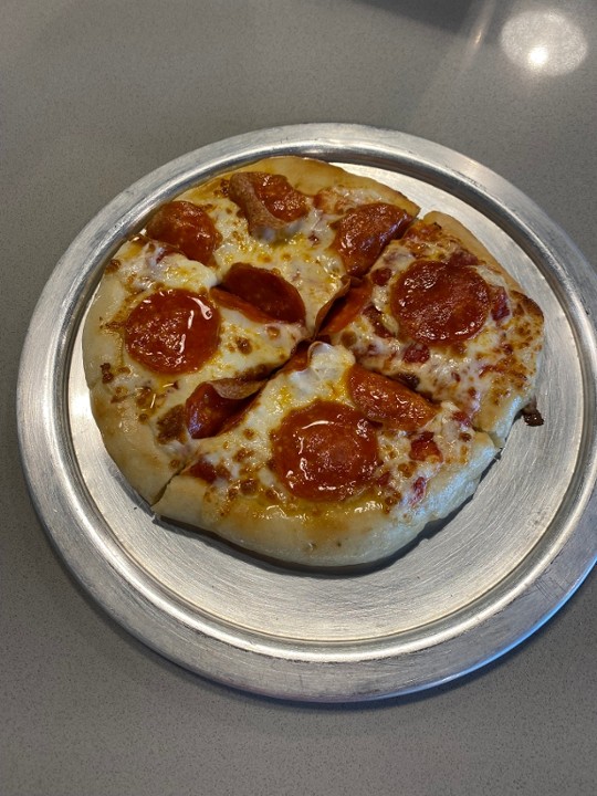 Kid's 8" Pepperoni Pizza