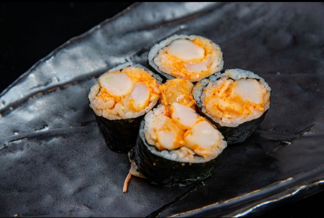 Spicy scallop roll