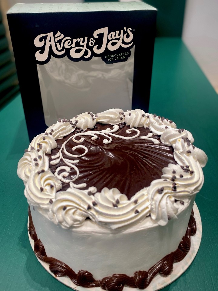 Dairy Vanilla Chocolate Surprise Cake 6"