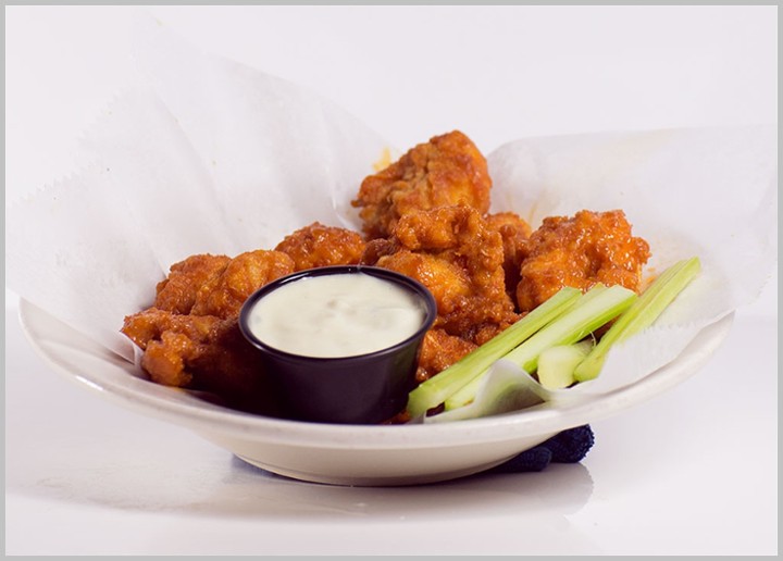 BONELESS WINGS