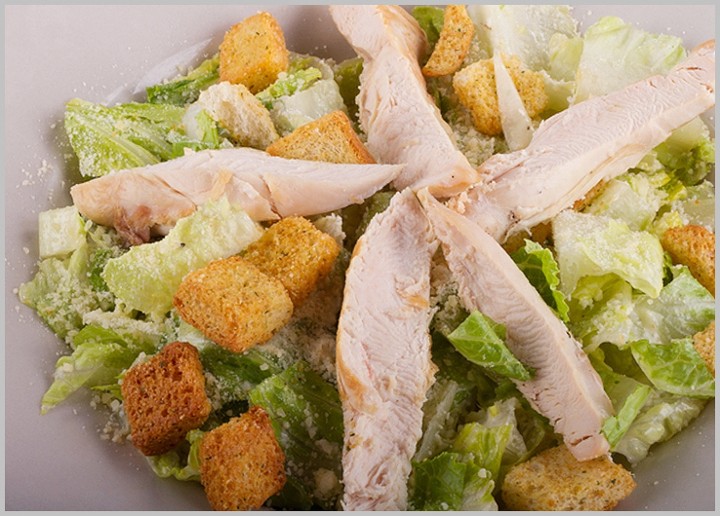 CHICKEN CAESAR SALAD