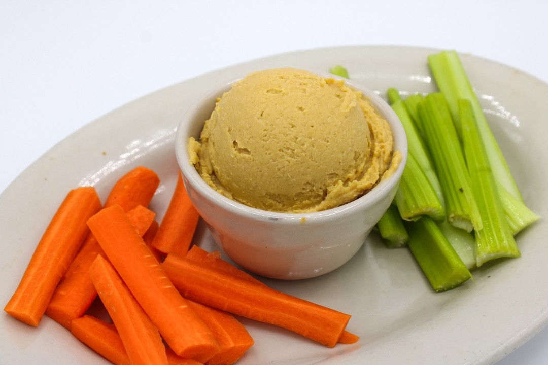 Hummus & Veggie Sticks