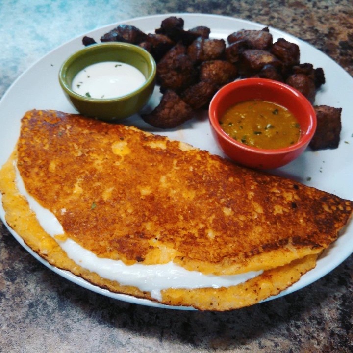 Cachapa con Queso & Cochino Frito