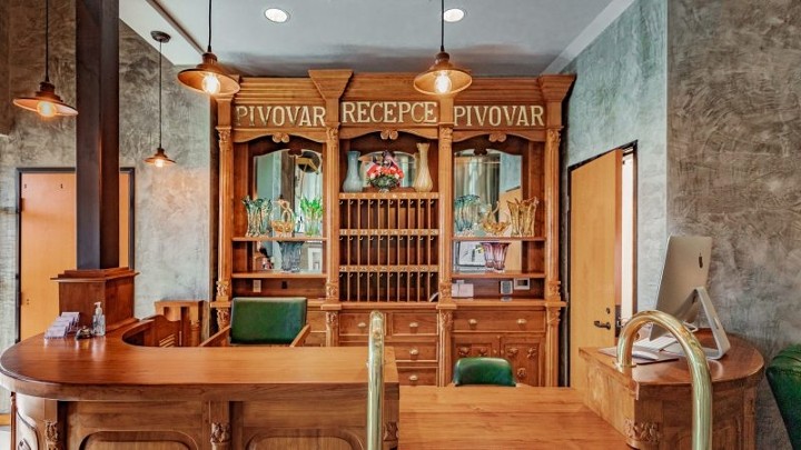 Restaurant banner image
