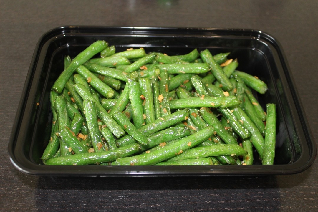 Stir-Fry String Beans W/Dry Shrimps Garlic 干煸四季豆
