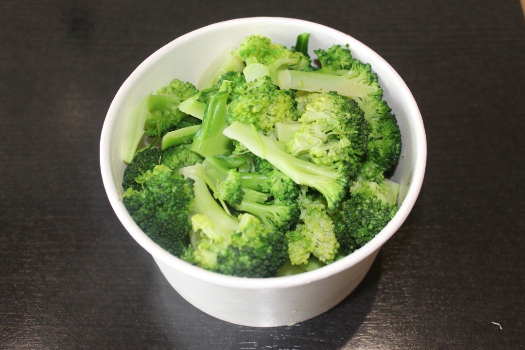 Steamed Broccoli W/Oyster Sauce 耗油西兰花