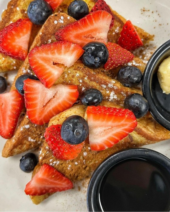 French Toast with Berries