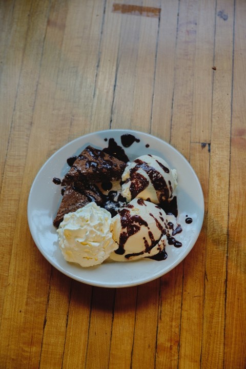 1/2 Brownie Sundae