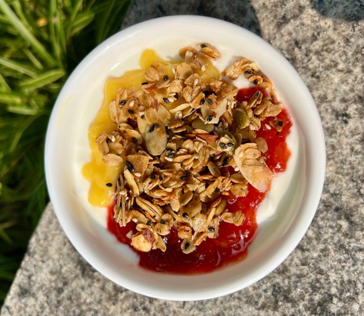 Granola & Yogurt