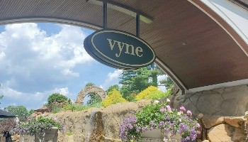 Vyne Restaurant & Bar 1365 Whittemore Road