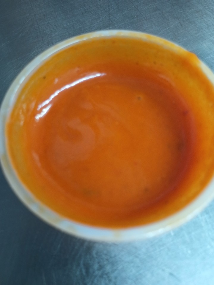Hot Buffalo sauce (spicy)