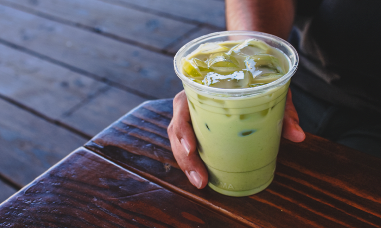 Iced Matcha Green Tea Latte - The Dinner Bite