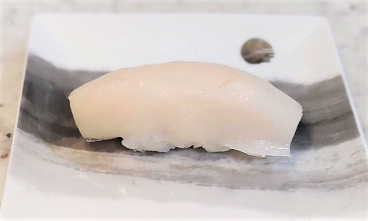 Escolar Sushi