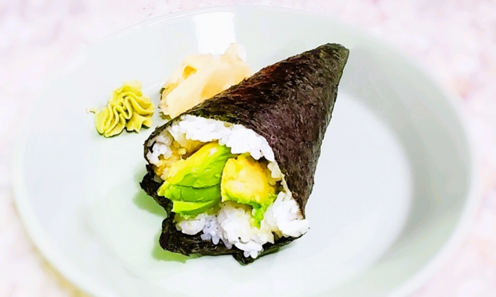 Avocado Hand Roll