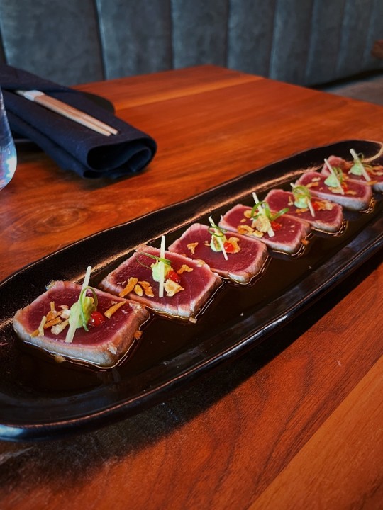 Tuna Tataki Crudo