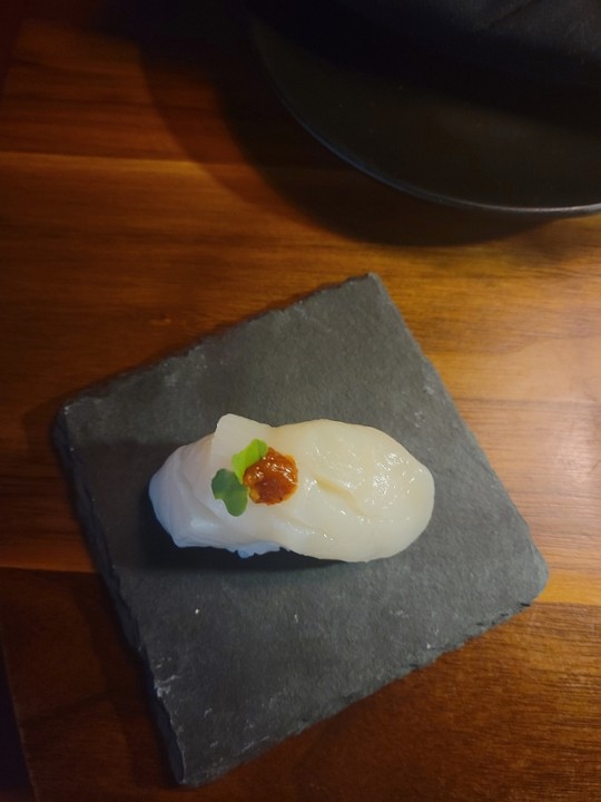 Scallop Nigiri