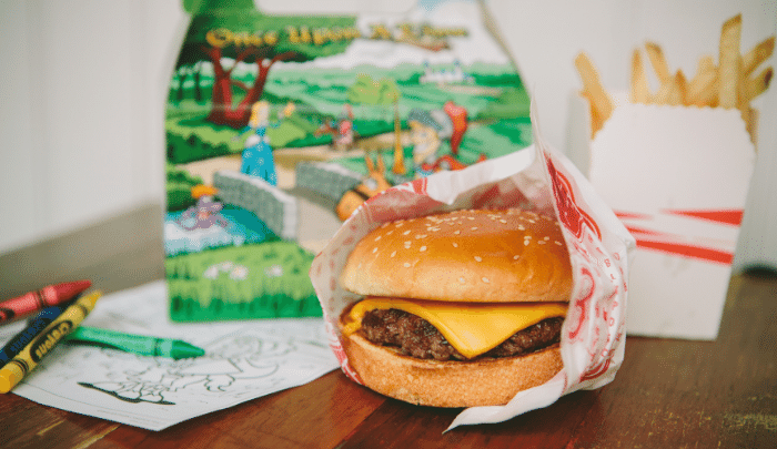 KID CHEESEBURGER MEAL