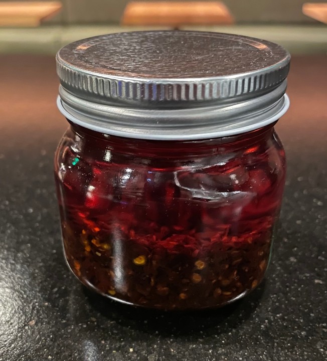 8oz JAR OF CHILI OIL WITH CRISP