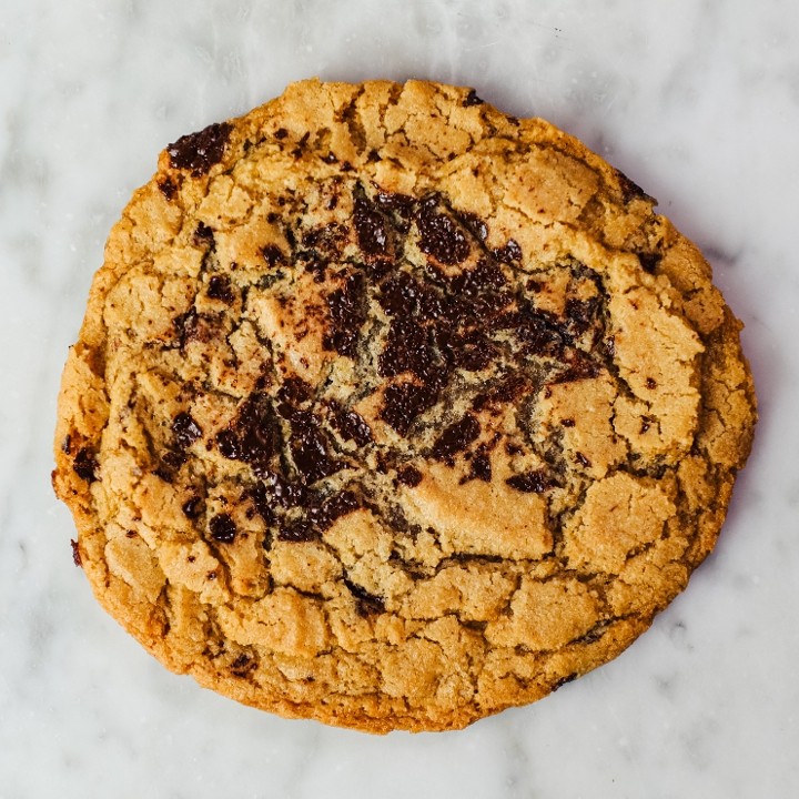 PEANUT BUTTER CUP COOKIE