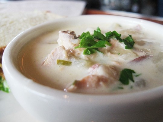 Seafood chowder cup