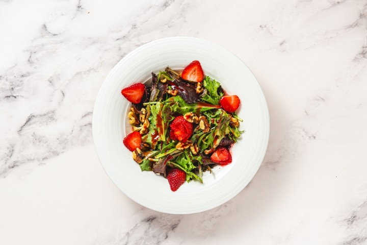 Strawberry Walnut Salad