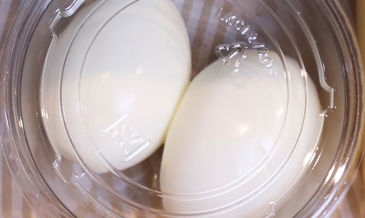 Hard Boiled Eggs (by the dozen)